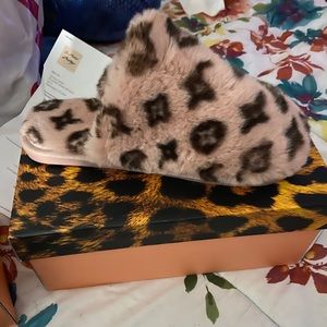 Slippers